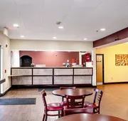 Red Roof Inn & Suites Middletown - Franklin hotel detail image 5