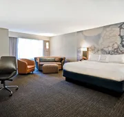 Courtyard By Marriott Cape Cod Hyannis hotel detail image 7
