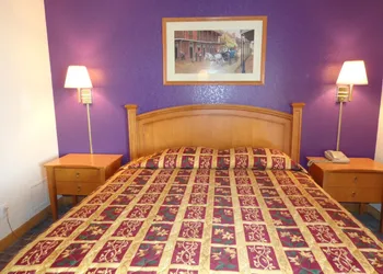 Knights Inn Phoenix at N Black Canyon Hwy hotel thumbnail 5