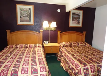 Knights Inn Phoenix at N Black Canyon Hwy hotel thumbnail 6