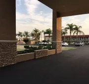 Ontario Inn & Suites hotel detail image 5