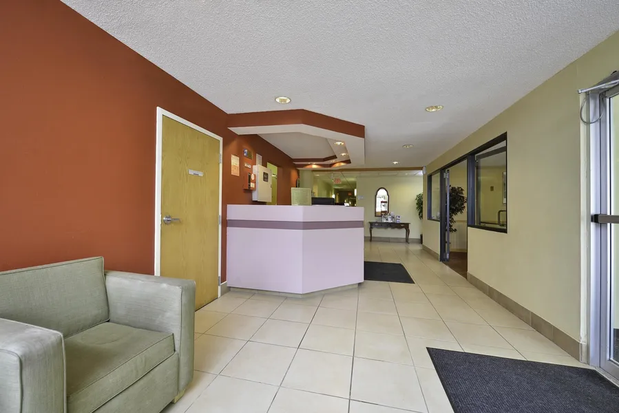 Americas Best Value Inn East Syracuse hotel detail image 6
