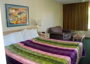 Travellers Inn hotel thumbnail 3