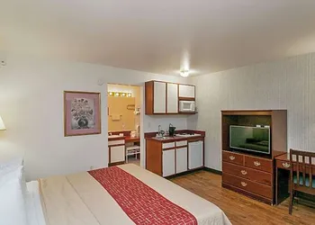 Red Roof Inn Las Vegas hotel thumbnail 6