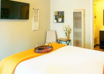 Playpark Lodge hotel thumbnail 6