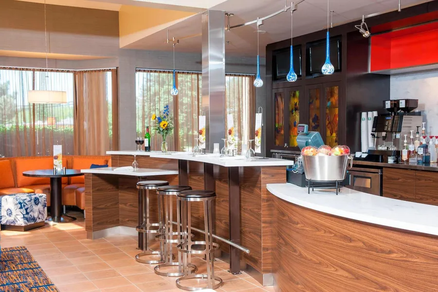 Courtyard by Marriott Chicago Glenview/Northbrook hotel detail image 6