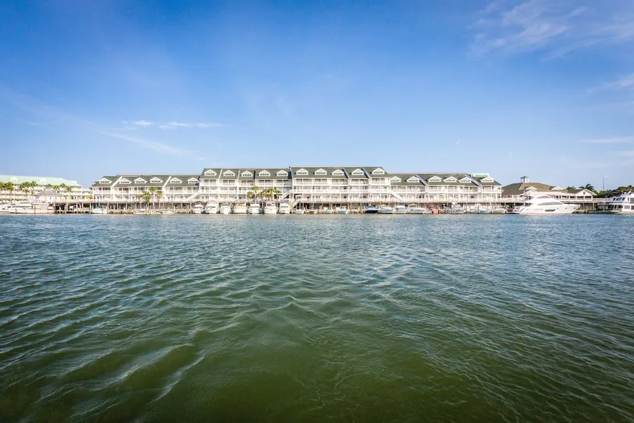 Holiday Inn & Suites Clearwater Beach S-Harbourside by IHG hotel detail image 2