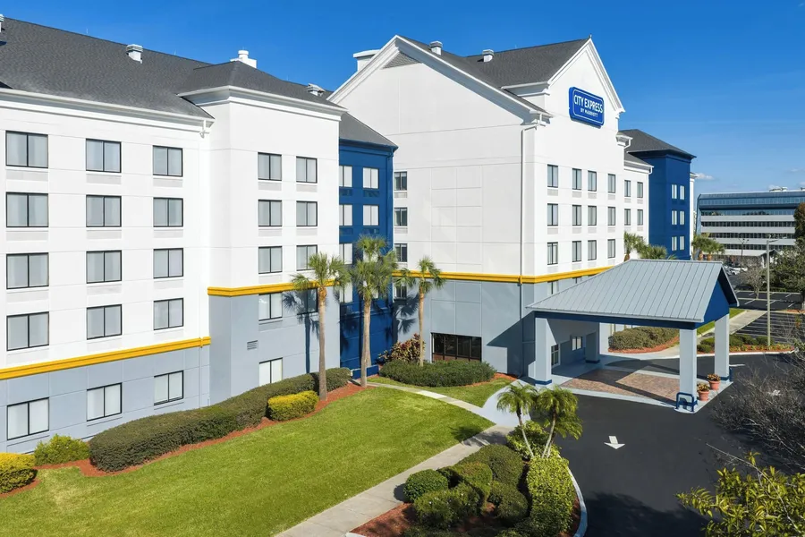 City Express by Marriott Orlando International Drive hotel detail image 2