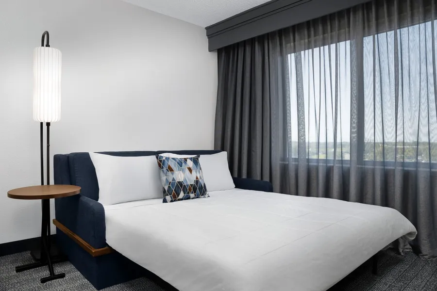 Courtyard by Marriott Lakeland hotel detail image 6