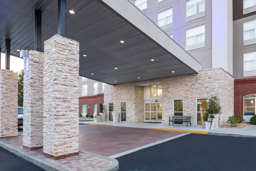 Holiday Inn Express & Suites Atlanta NE - Duluth by IHG hotel detail image 6