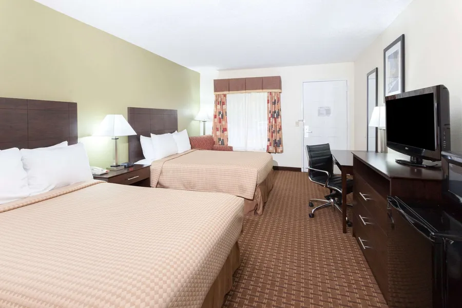 Super 8 by Wyndham Decatur/Dntn/Atlanta Area hotel detail image 6