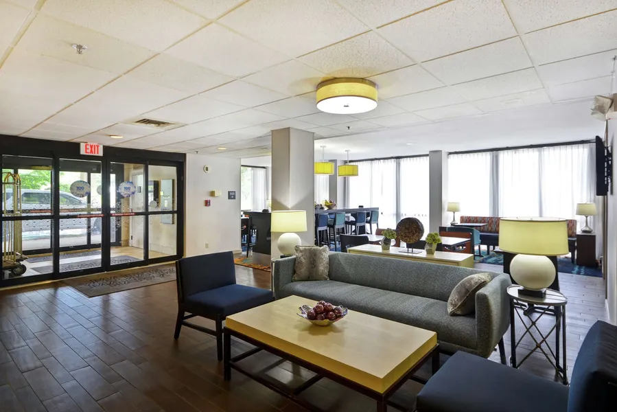 Hampton Inn Detroit/Madison Heights/South Troy hotel detail image 6