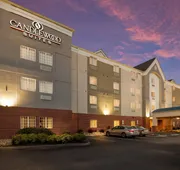 Candlewood Suites Virginia Beach Town Center by IHG hotel detail image 5