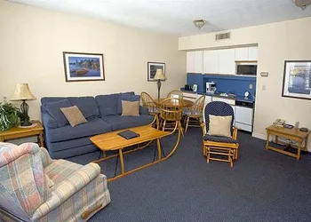 Delta Grandview Resort hotel thumbnail 8