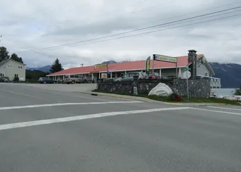 Captain's Choice Motel hotel thumbnail 2
