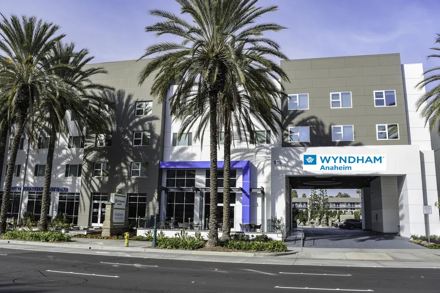 Wyndham Anaheim hotel detail image 6