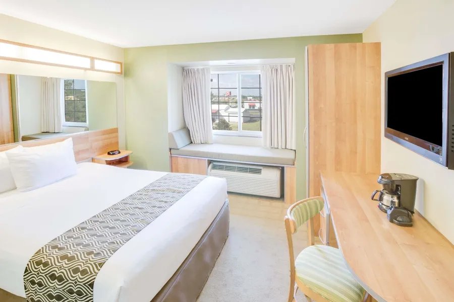 Microtel Inn & Suites by Wyndham Saraland/North Mobile hotel detail image 6