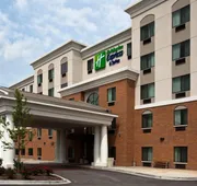 Holiday Inn Express & Suites Chicago West - O'Hare Arpt Area by IHG hotel detail image 4