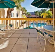 La Quinta Inn & Suites by Wyndham St. Pete-Clearwater Airpt hotel detail image 3