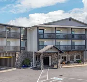 Comfort Inn & Suites Lincoln City hotel detail image 4