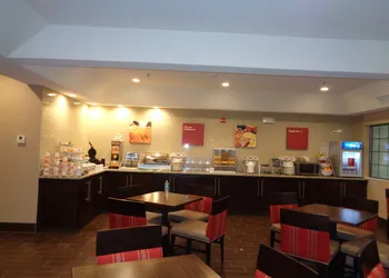 Comfort Suites Lufkin hotel thumbnail 8