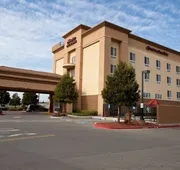 Hampton Inn & Suites Pittsburg, CA hotel detail image 3