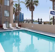 Hampton Inn San Diego-Downtown hotel detail image 3