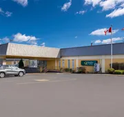 Quality Inn & Suites Syracuse Fairgrounds hotel detail image 4