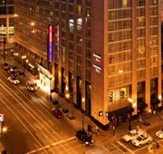 Residence Inn by Marriott Chicago Downtown / River North hotel detail image 4