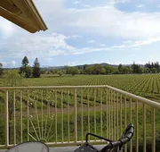 Hilton Garden Inn Sonoma County Airport hotel detail image 7