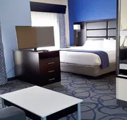 Holiday Inn Express Hotel & Suites by IHG hotel detail image 7