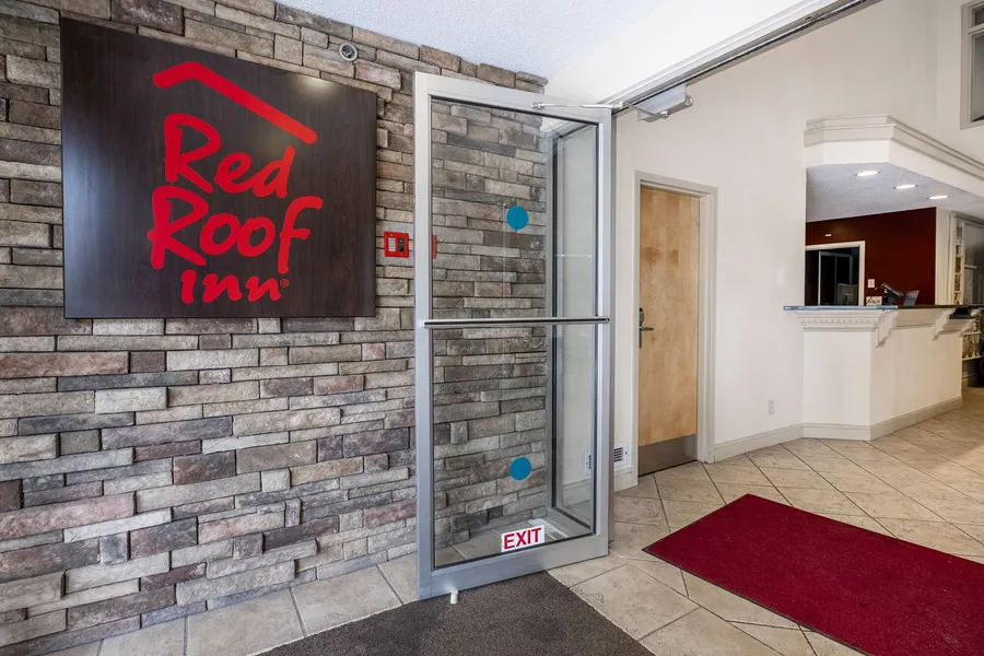 Red Roof Inn Clifton Park hotel detail image 6