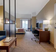 Comfort Suites Savannah North I-95 hotel detail image 7