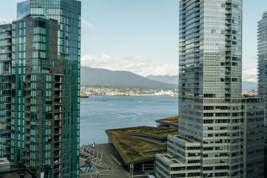 Vancouver Marriott Pinnacle Downtown hotel detail image 2