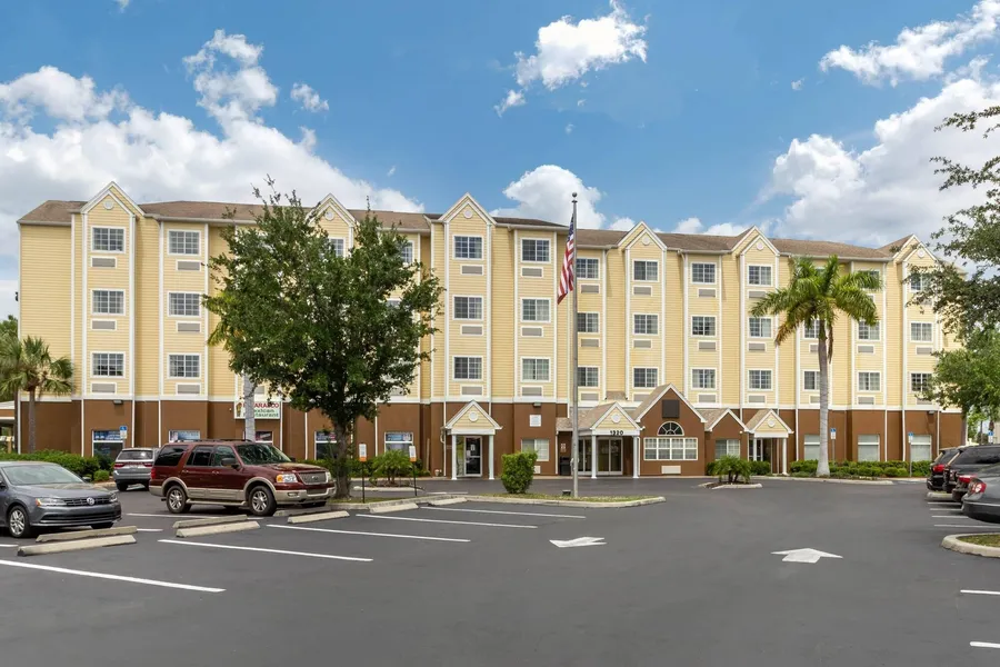 Quality Inn & Suites Lehigh Acres Fort Myers hotel detail image 2