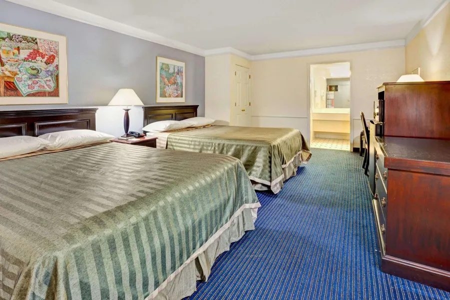 Travelodge by Wyndham North Richland Hills/Dallas/Ft Worth hotel detail image 2
