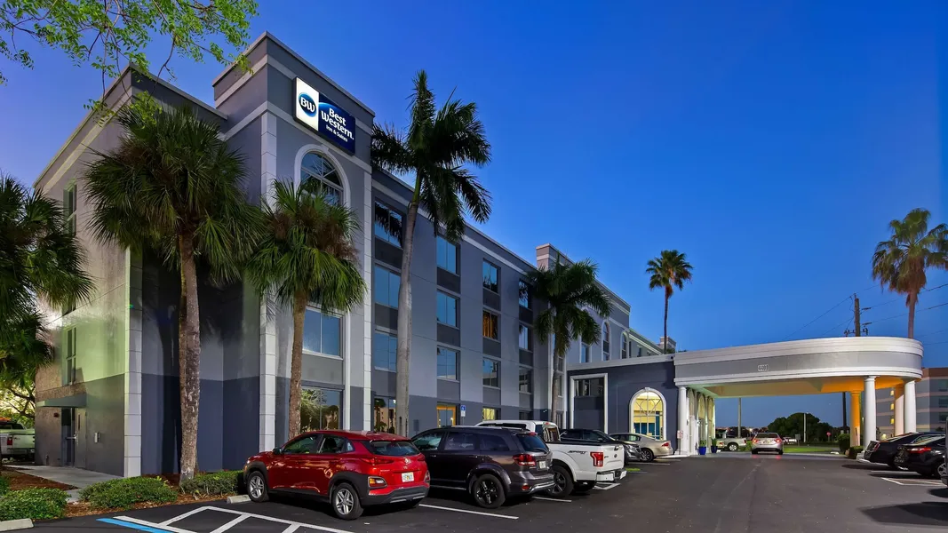 Best Western Fort Myers Inn & Suites hotel detail image 2