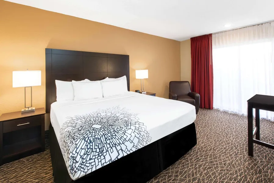 La Quinta Inn by Wyndham Clearwater Central hotel detail image 6