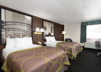 Super 8 by Wyndham Columbus hotel thumbnail 4
