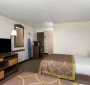 Super 8 by Wyndham Columbus hotel detail image 7