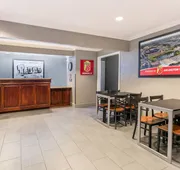 Super 8 by Wyndham Arlington Near AT&T Stadium hotel detail image 3