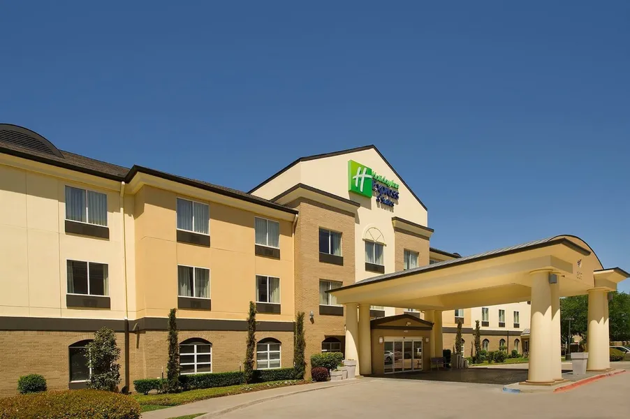 Holiday Inn Express & Suites DFW - Grapevine by IHG hotel detail image 2