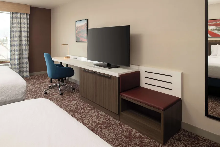 Hilton Garden Inn Fontana hotel detail image 6