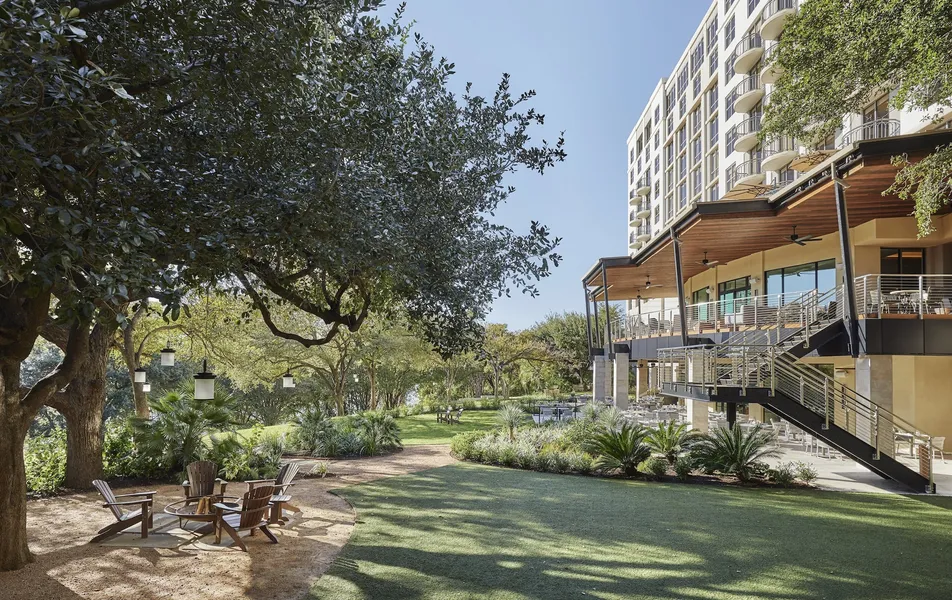 Four Seasons Hotel Austin hotel detail image 2