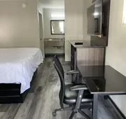 Griffin Inn and Suites hotel detail image 7