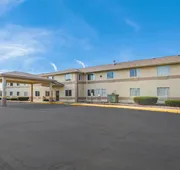 Americas Best Value Inn Charlotte, MI hotel detail image 3
