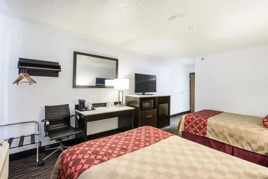 Americas Best Value Inn Charlotte, MI hotel detail image 6