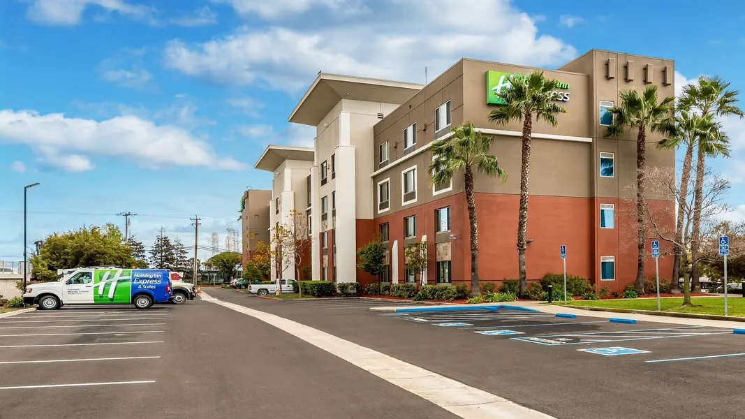 Holiday Inn Express Fremont-Milpitas Central by IHG hotel detail image 6