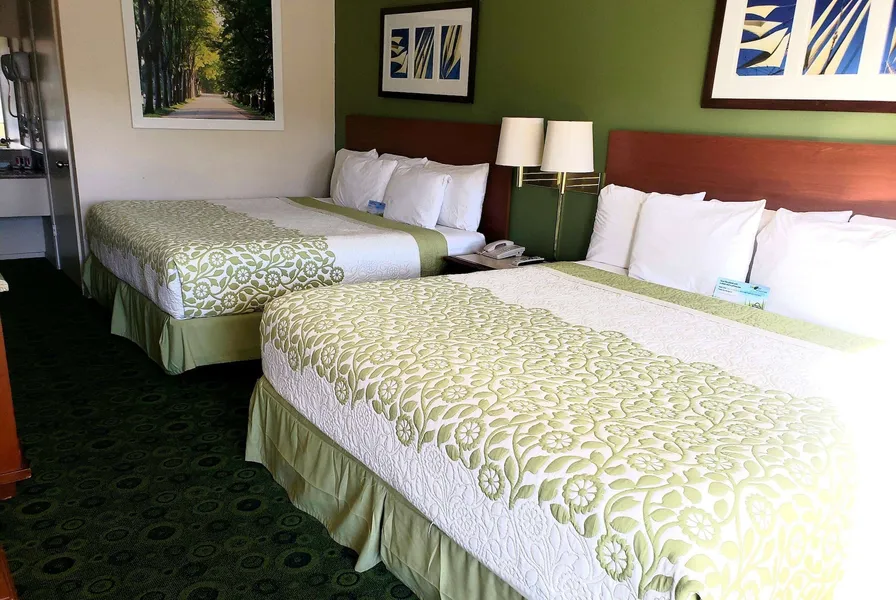 Days Inn by Wyndham Westley hotel detail image 6