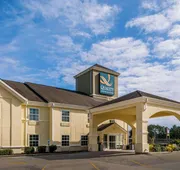 Quality Inn & Suites Slidell hotel detail image 3